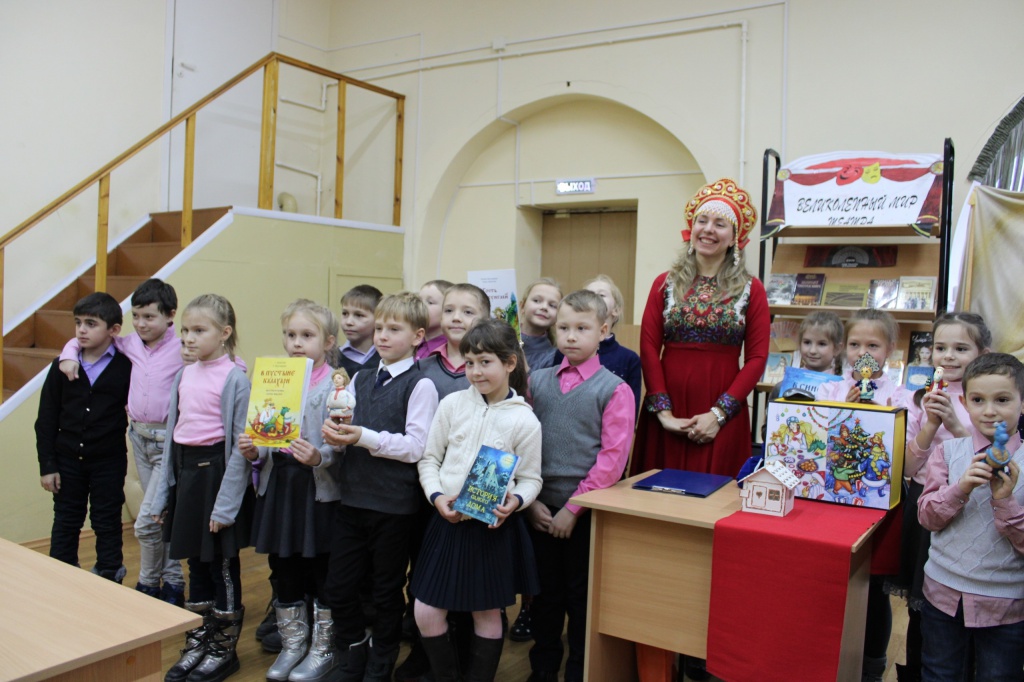 Детской городской библиотеке города Ростова Ярославской области-2.jpg